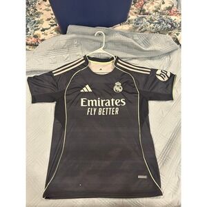 25/26 Real Madrid Kylian Mbappe Jersey Size Large